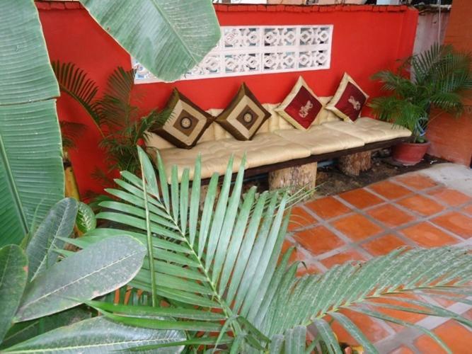 Ladybug Guesthouse 시엠리아프 외부 사진