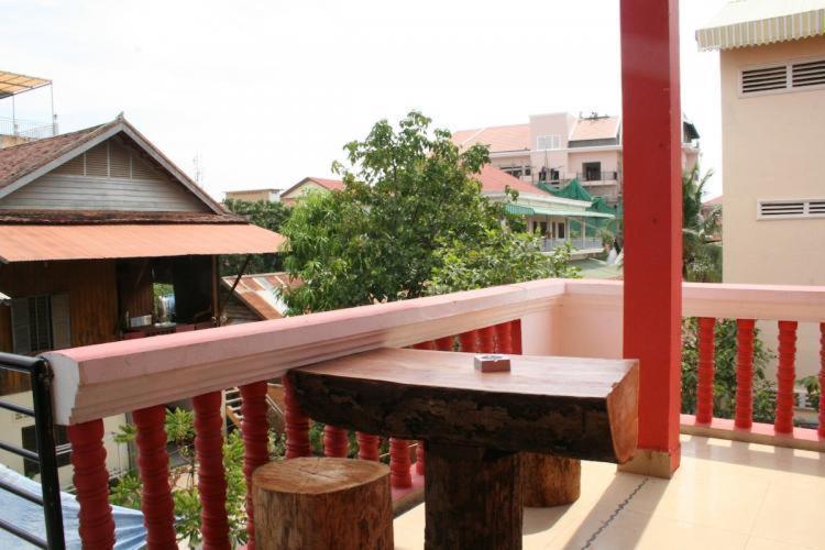 Ladybug Guesthouse 시엠리아프 외부 사진